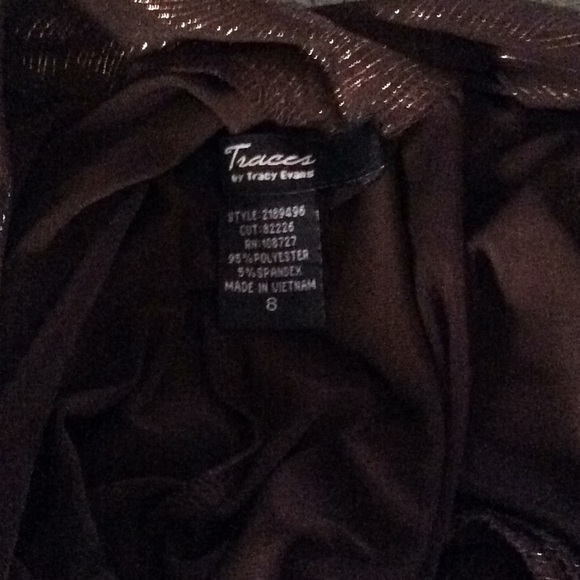 Shimmering Brown Dress with gold strands - Picture 7 of 7